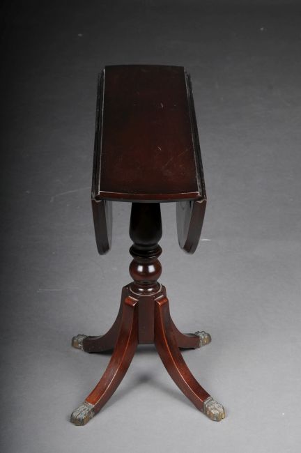 English folding table/side table/table 20th century. century A-173