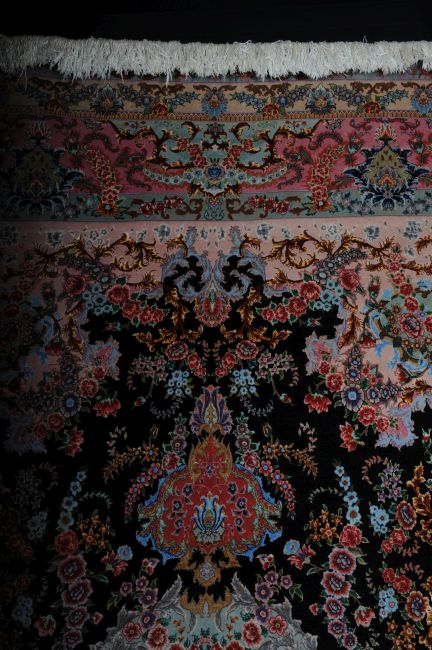 Royal carpet, Tabriz silk on cork wool, 380 x 240 cm Y-128