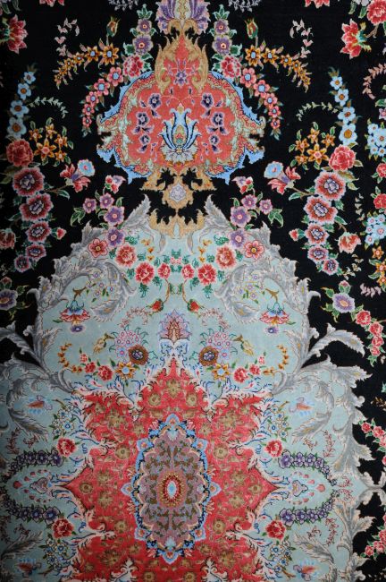 Royal carpet, Tabriz silk on cork wool, 380 x 240 cm Y-128